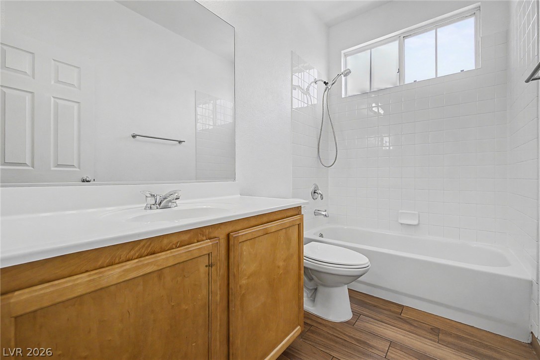 6271 Carson Hills Avenue Las Vegas NV 89139