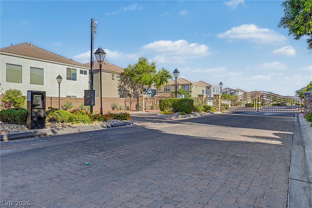 6271 Carson Hills Avenue Las Vegas NV 89139
