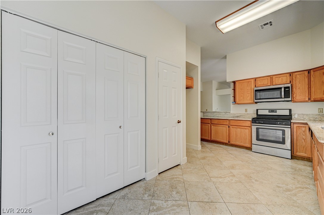 5613 Port Barrington Way Las Vegas NV 89130