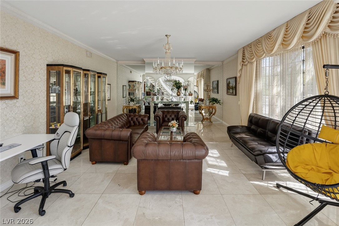 2834 Queens Courtyard Divide Las Vegas NV 89109