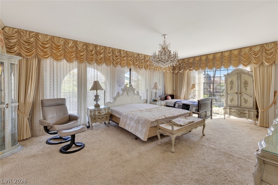 2834 Queens Courtyard Divide Las Vegas NV 89109