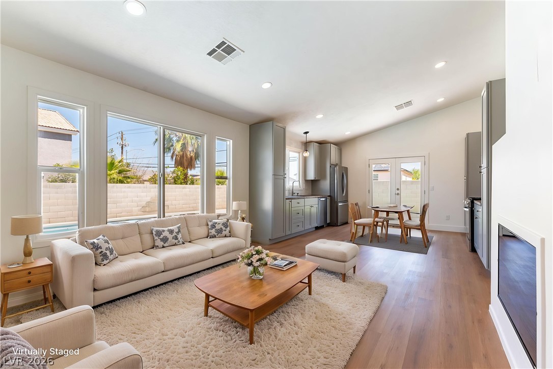 5608 Emperor Way Las Vegas NV 89130