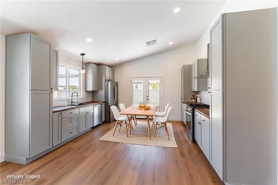 5608 Emperor Way Las Vegas NV 89130