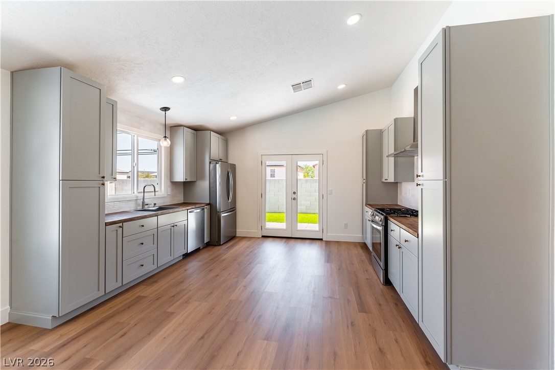 5608 Emperor Way Las Vegas NV 89130