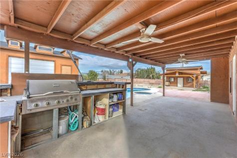 5610 Eldora Avenue Las Vegas NV 89146
