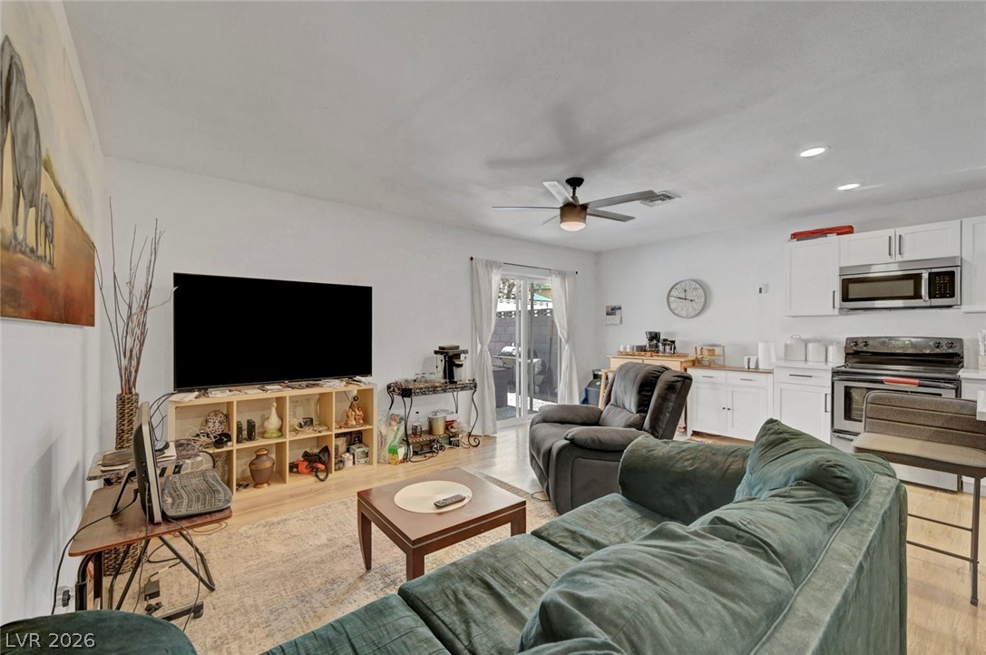 4526 East Viking Road Las Vegas NV 89121