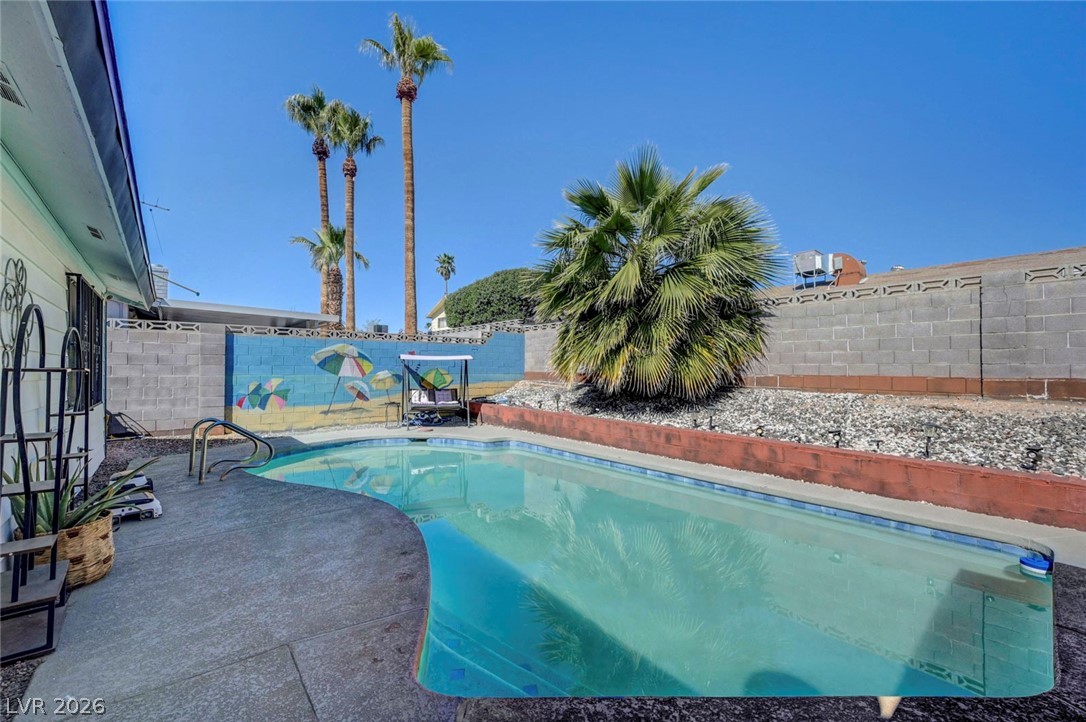 4526 East Viking Road Las Vegas NV 89121