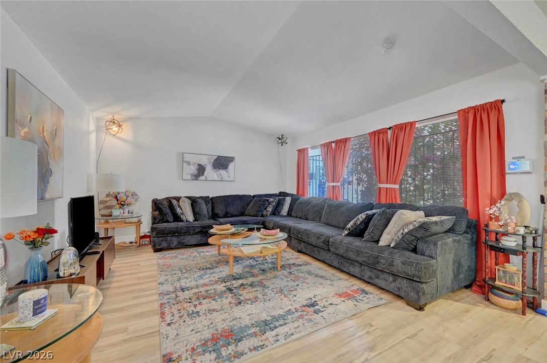 4526 East Viking Road Las Vegas NV 89121