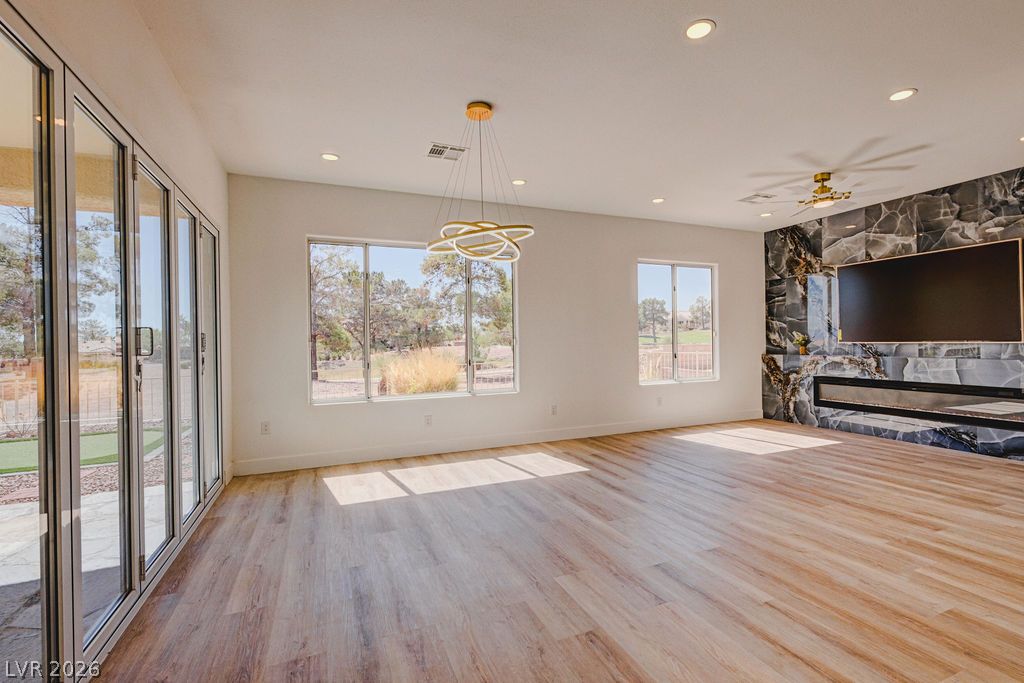3004 Darby Falls Drive Las Vegas NV 89134