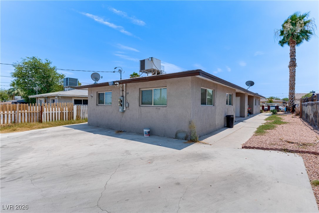 1809 Linden Avenue Las Vegas NV 89101
