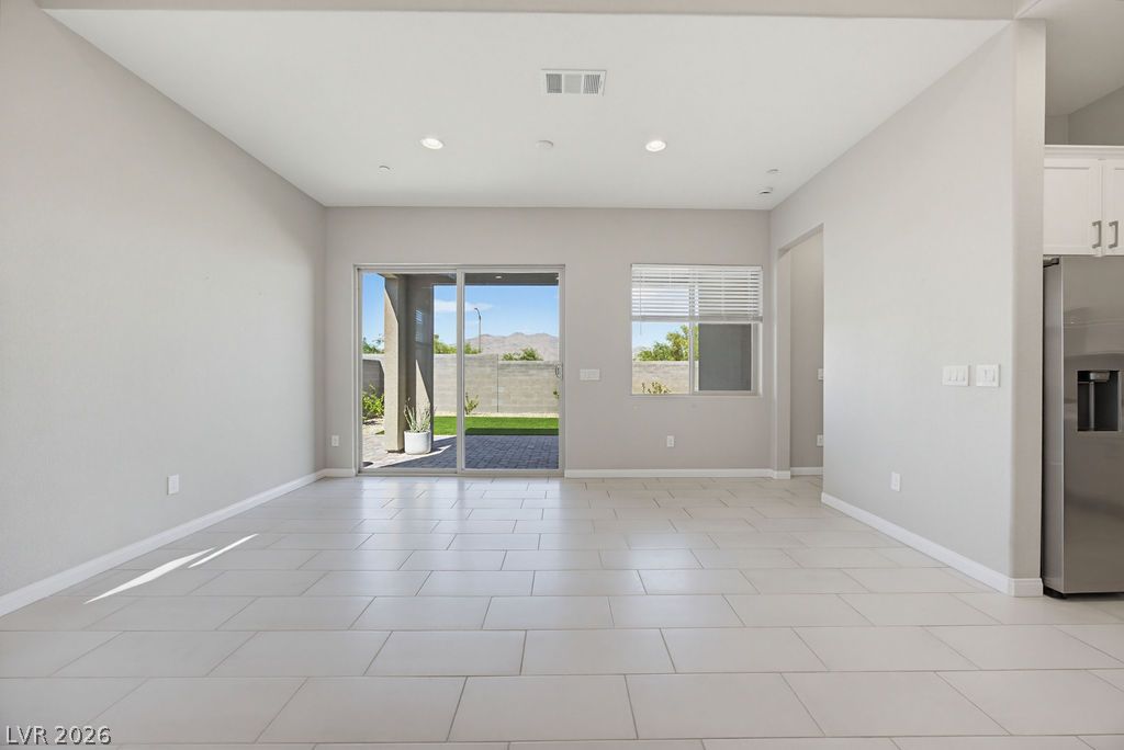 10198 Super Jovian Street Las Vegas NV 89143