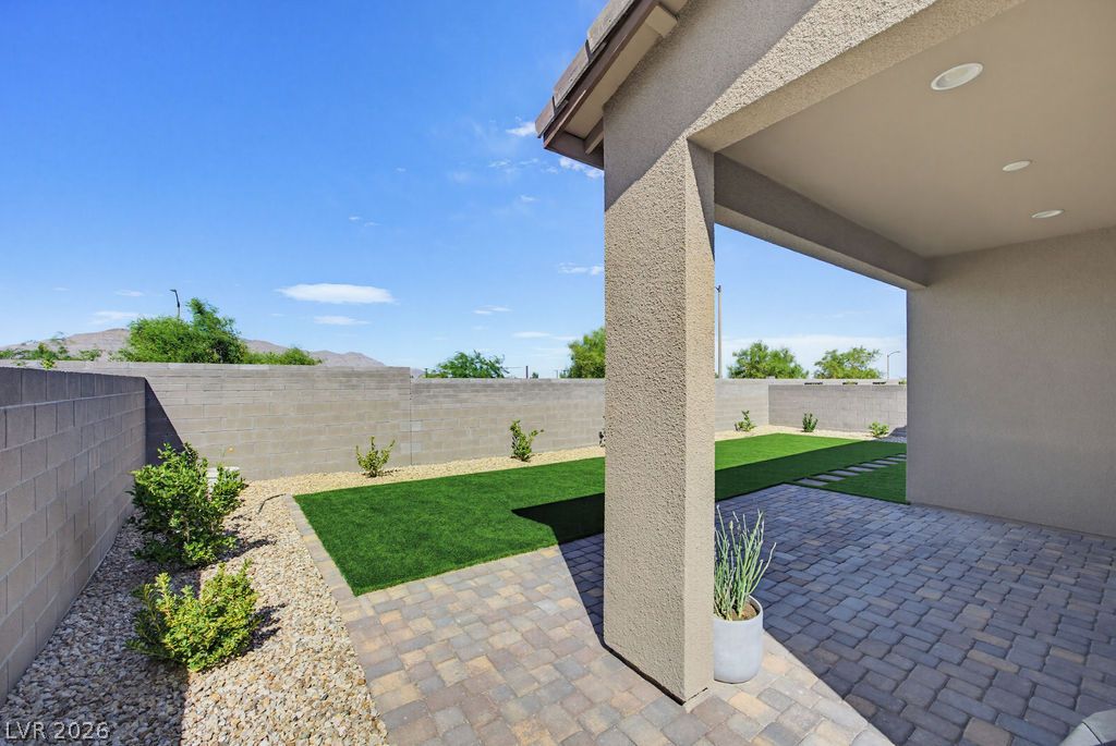 10198 Super Jovian Street Las Vegas NV 89143