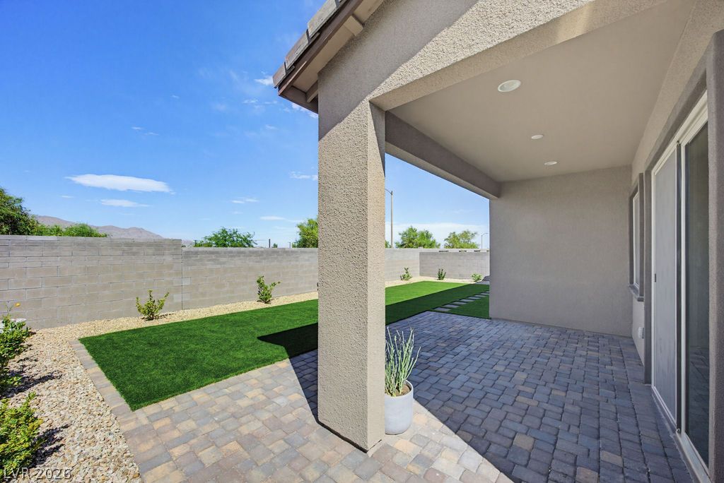 10198 Super Jovian Street Las Vegas NV 89143