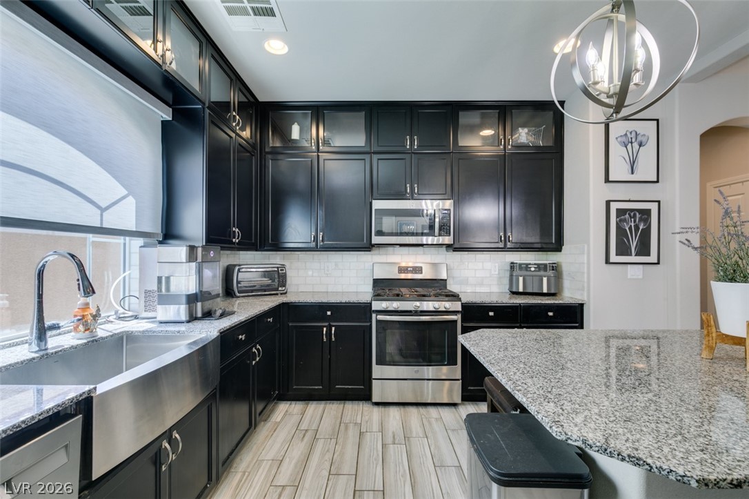 6513 Averill Creek Avenue Las Vegas NV 89118