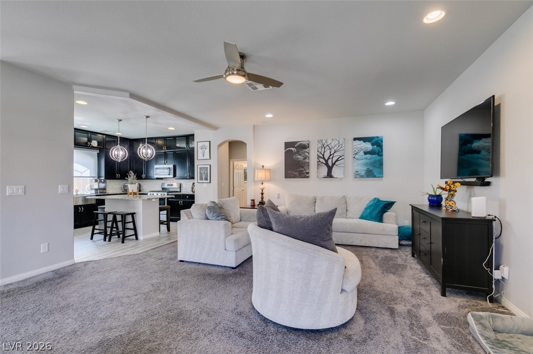 6513 Averill Creek Avenue Las Vegas NV 89118