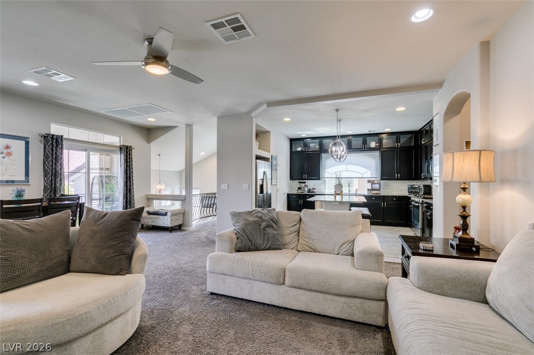 6513 Averill Creek Avenue Las Vegas NV 89118