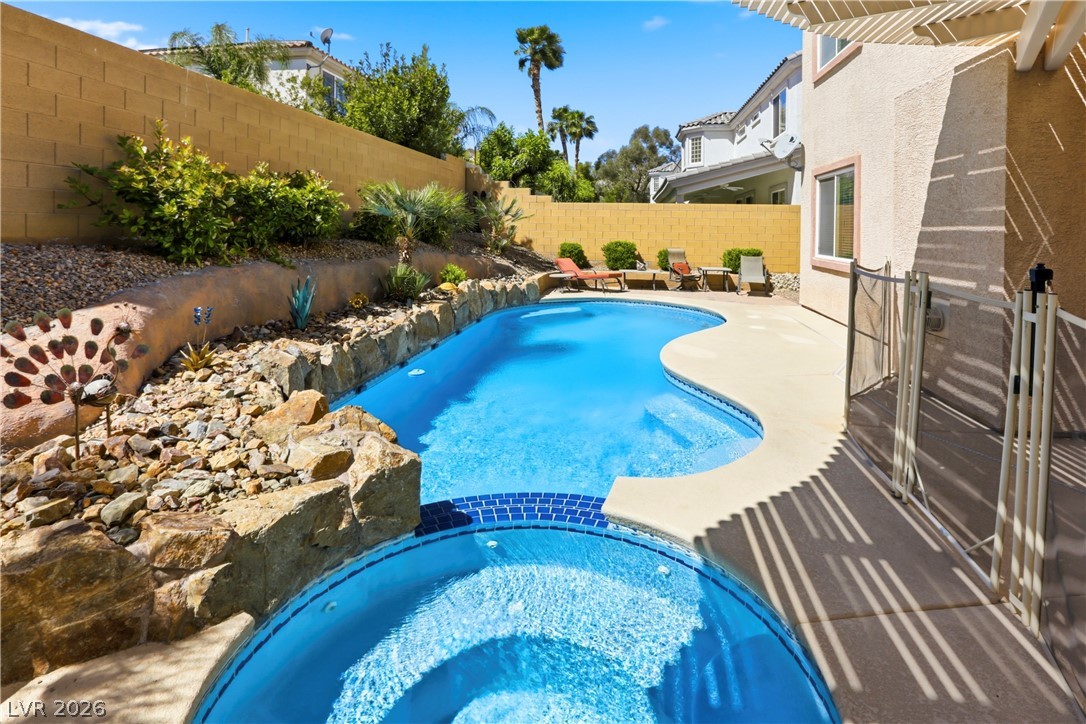 39 Perennial Border Court Las Vegas NV 89148