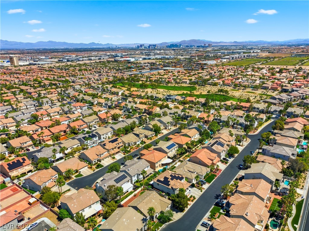 39 Perennial Border Court Las Vegas NV 89148