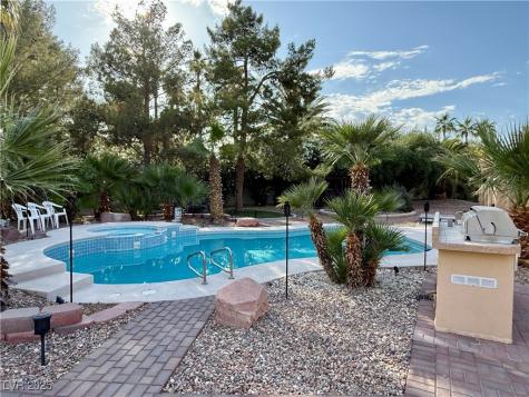 2975 Montessouri Street Las Vegas NV 89117