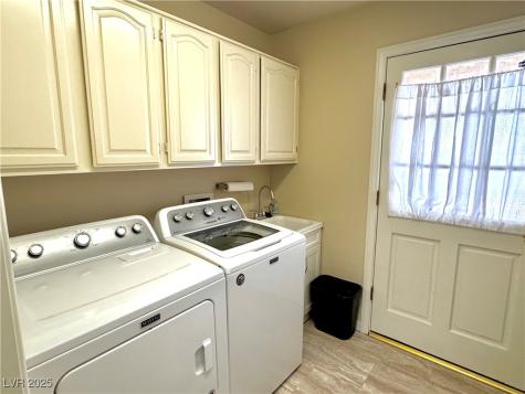 2975 Montessouri Street Las Vegas NV 89117