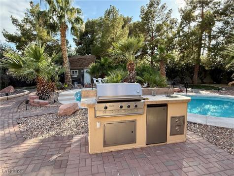 2975 Montessouri Street Las Vegas NV 89117