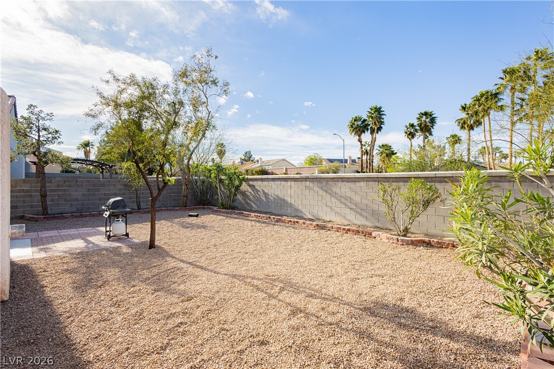 7816 Sparrowgate Avenue Las Vegas NV 89131