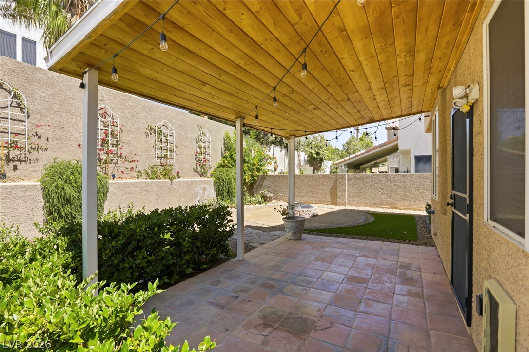 2221 Juniper Berry Drive Las Vegas NV 89134