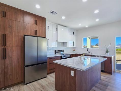 3824 Mount Charleston Pahrump NV 89048