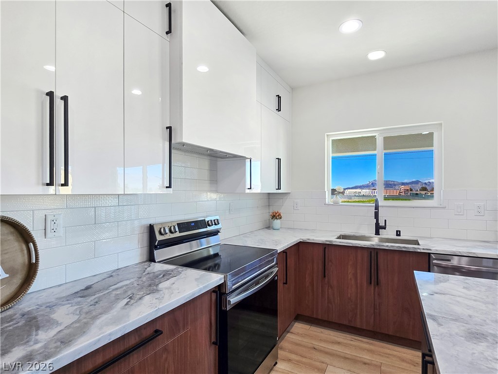 3824 Mount Charleston Pahrump NV 89048