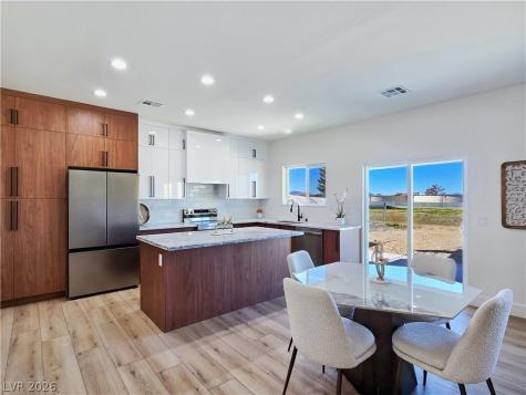 3824 Mount Charleston Pahrump NV 89048