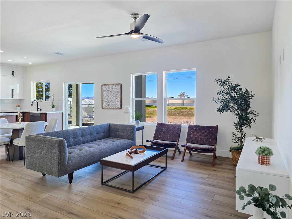 3824 Mount Charleston Pahrump NV 89048