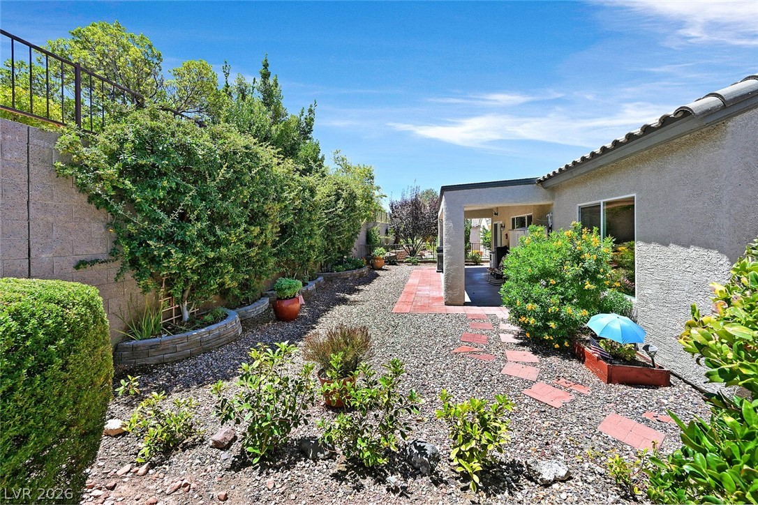 2200 Sawtooth Mountain Drive Henderson NV 89044