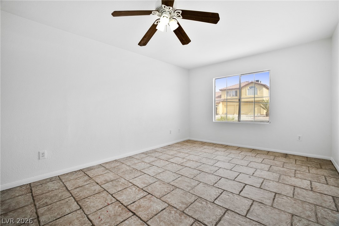6525 Begonia Bay Avenue Las Vegas NV 89142