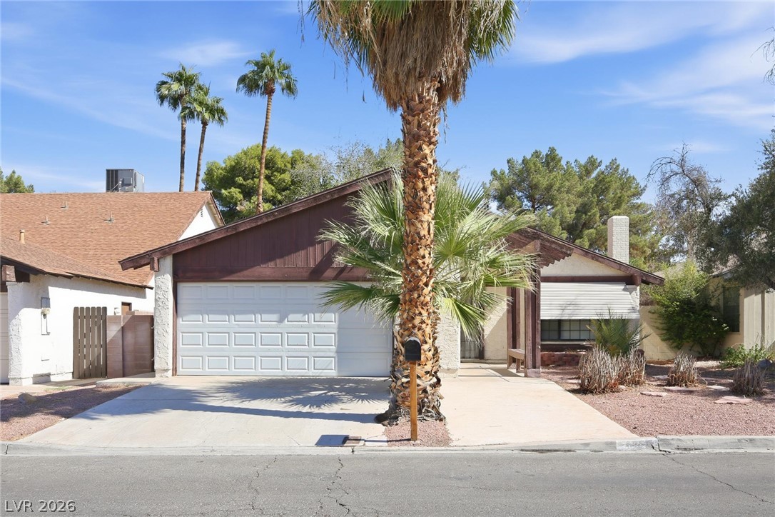4830 Mountain Valley Road Las Vegas NV 89121