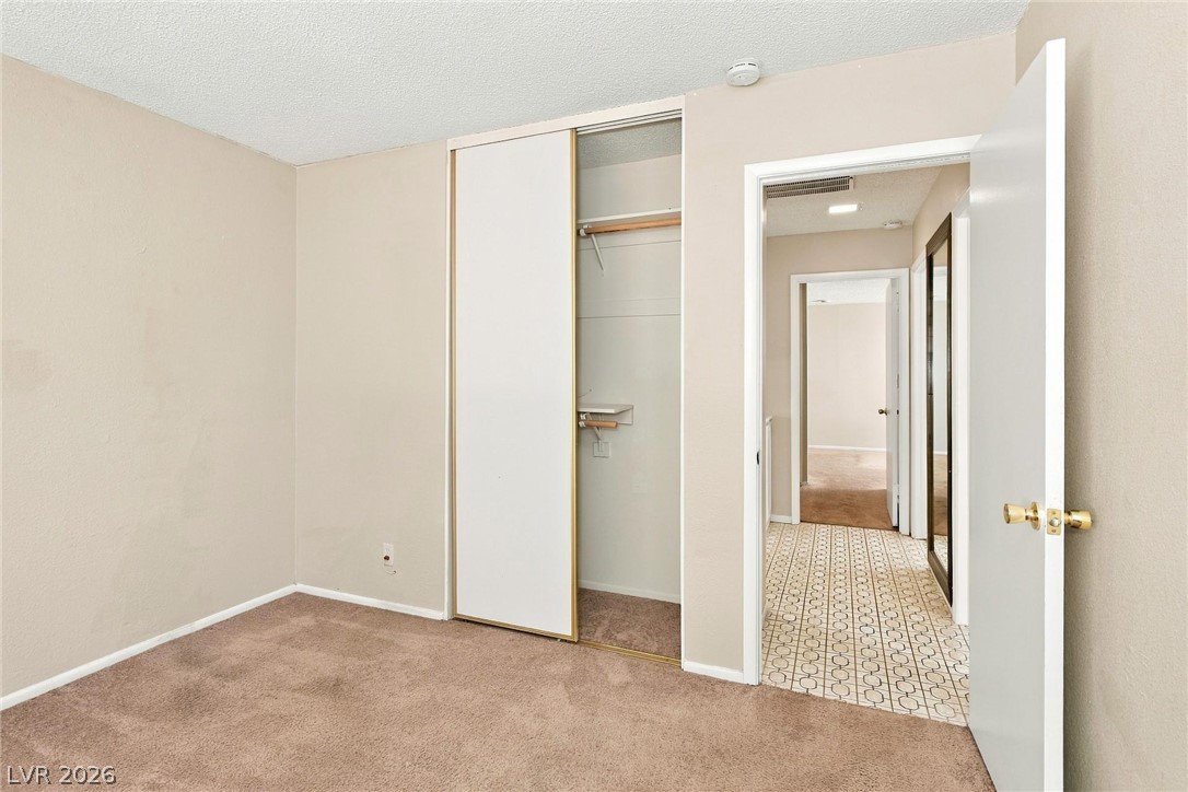 4830 Mountain Valley Road Las Vegas NV 89121