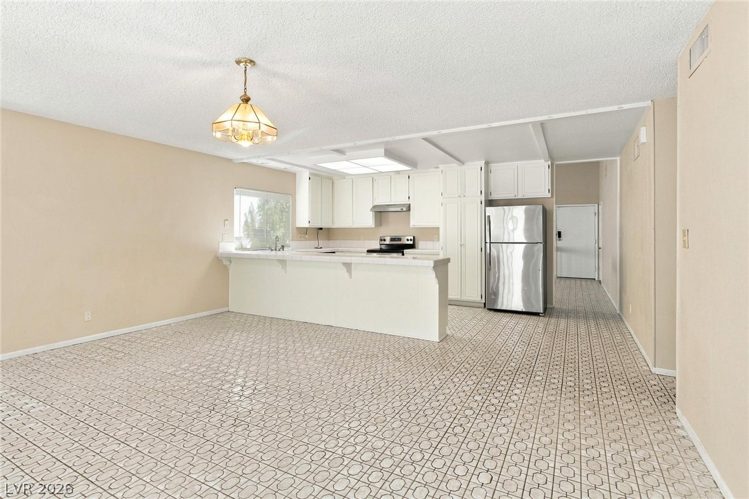 4830 Mountain Valley Road Las Vegas NV 89121