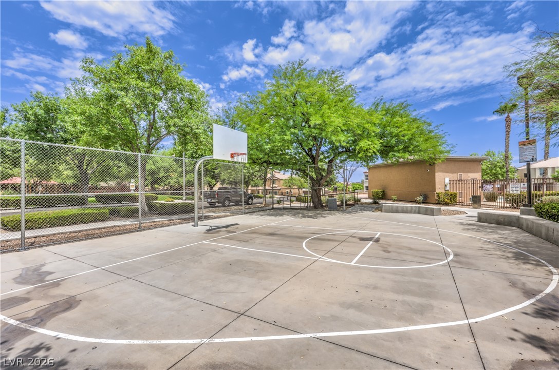 9052 Silk Threads Avenue Las Vegas NV 89149