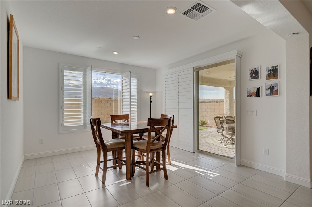 6557 Corsari Ridge Street Las Vegas NV 89166