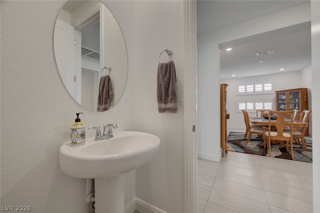 6557 Corsari Ridge Street Las Vegas NV 89166