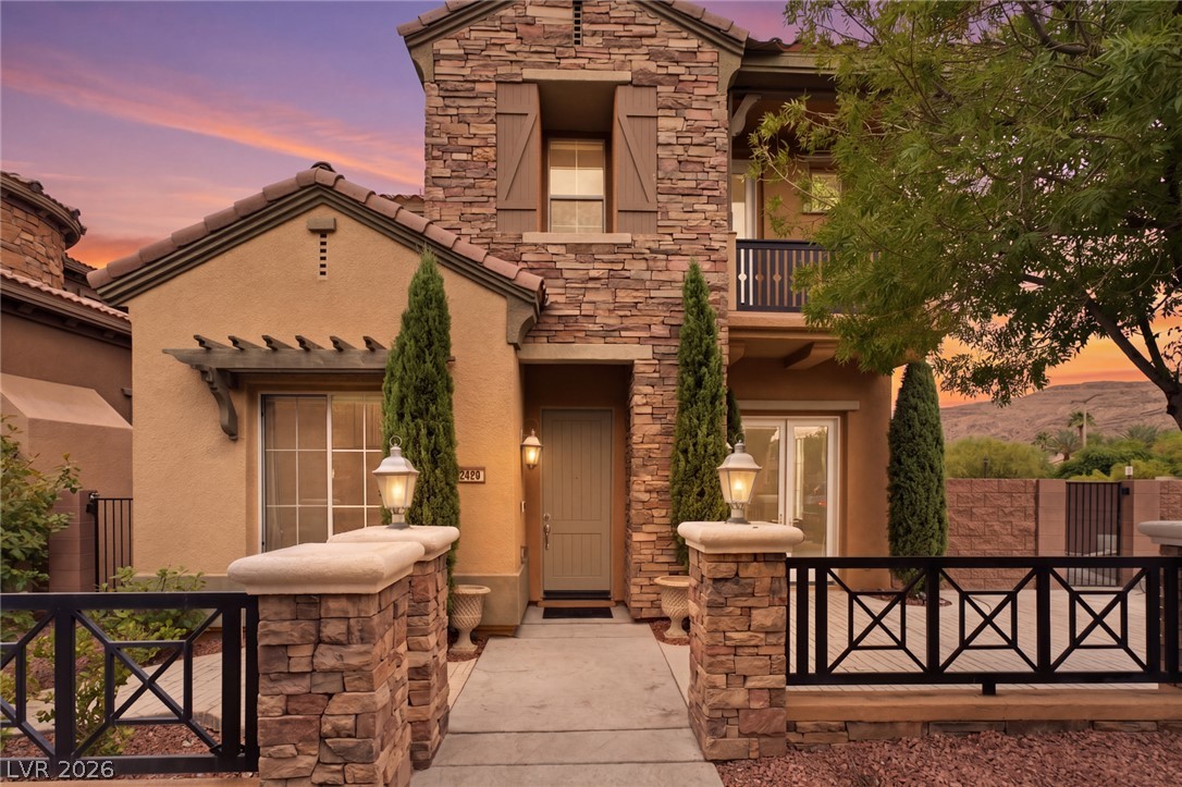 2450 Granada Bluff Court Las Vegas NV 89135