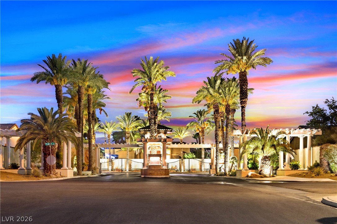 269 Hickory Hollow Avenue Las Vegas NV 89123
