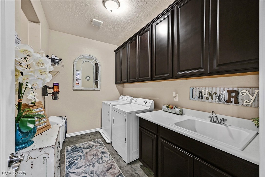 6565 Mission Crest Avenue Las Vegas NV 89131