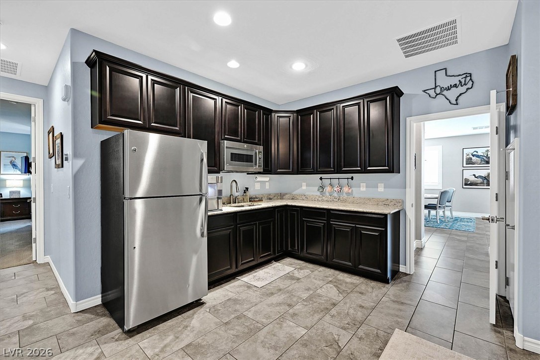 6565 Mission Crest Avenue Las Vegas NV 89131
