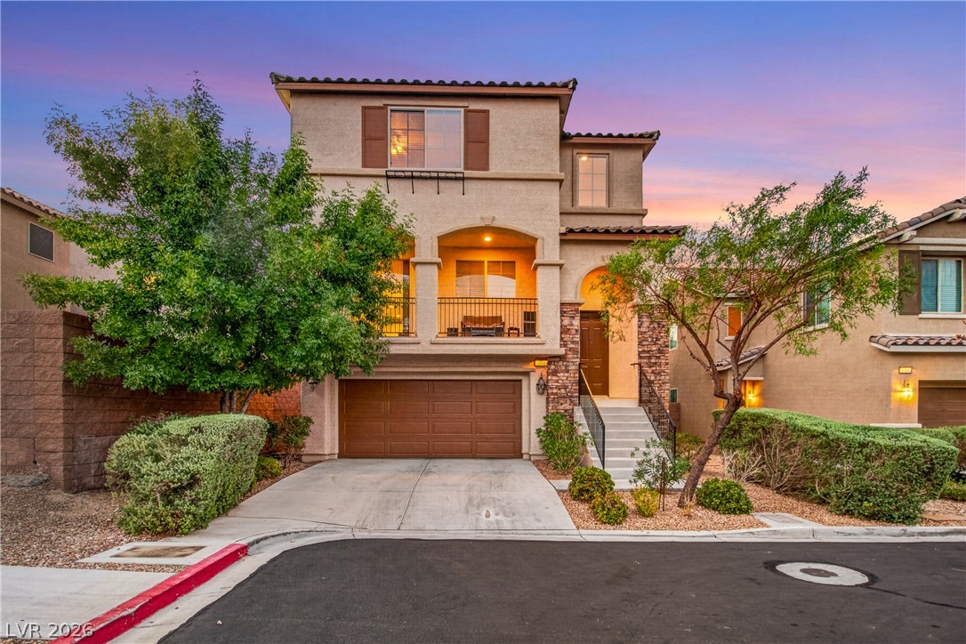 7694 Monomoy Bay Avenue Las Vegas NV 89179