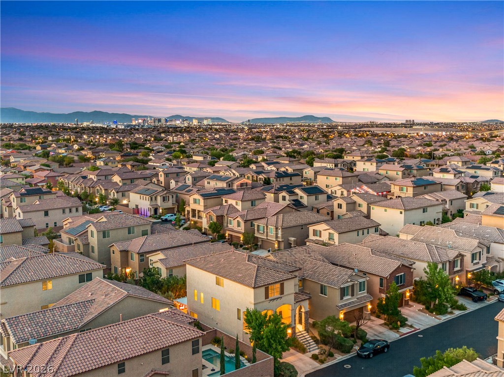 7694 Monomoy Bay Avenue Las Vegas NV 89179