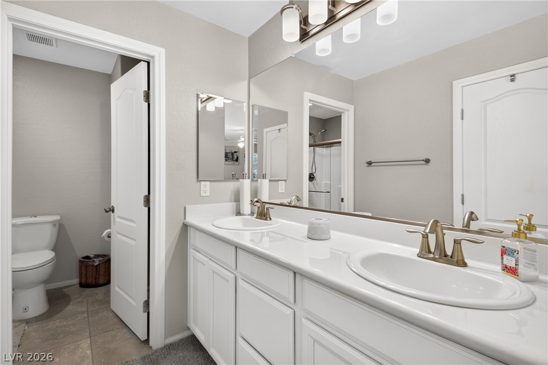 7694 Monomoy Bay Avenue Las Vegas NV 89179