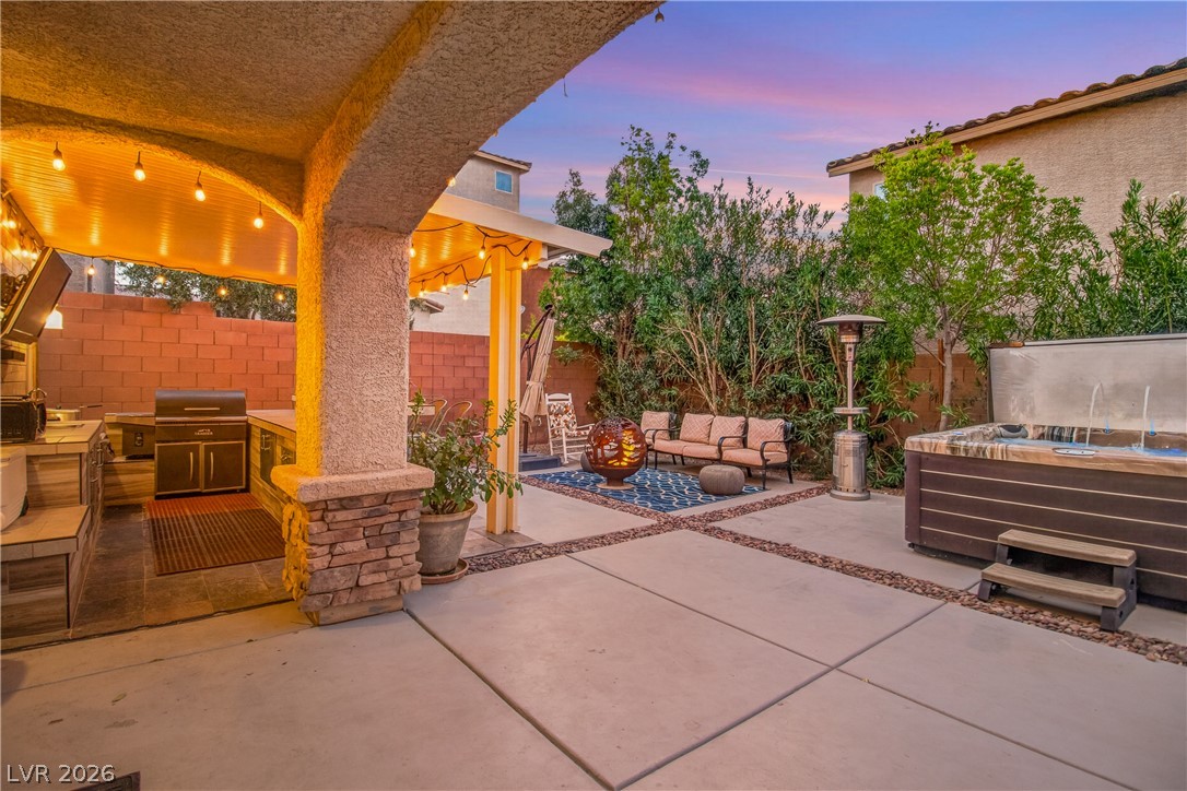 7694 Monomoy Bay Avenue Las Vegas NV 89179