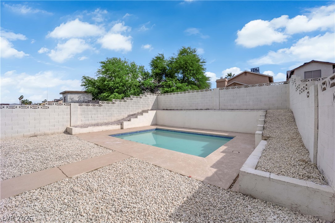 522 Tabony Avenue Henderson NV 89011