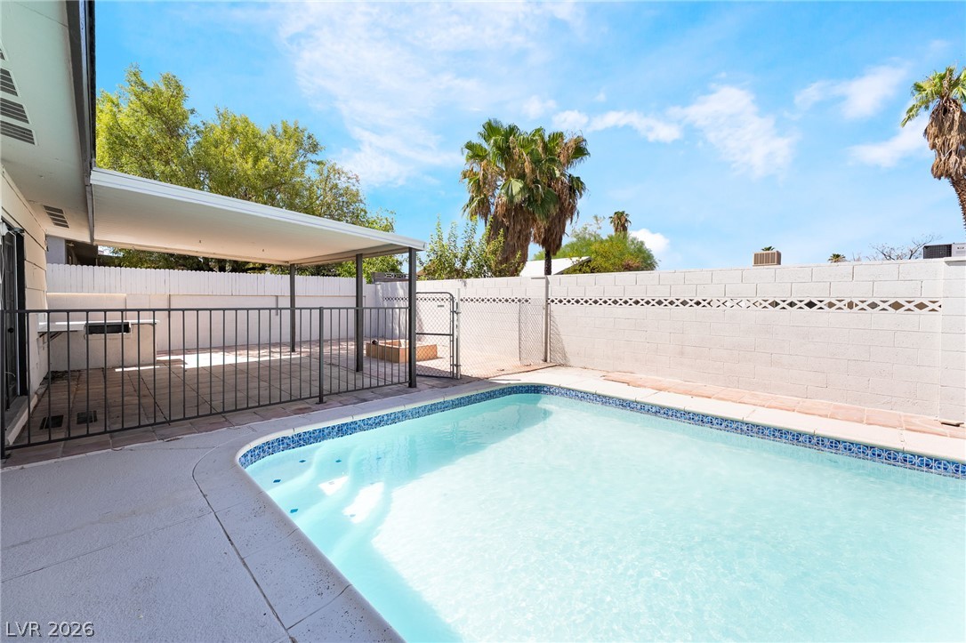 6504 Dinning Avenue Las Vegas NV 89107