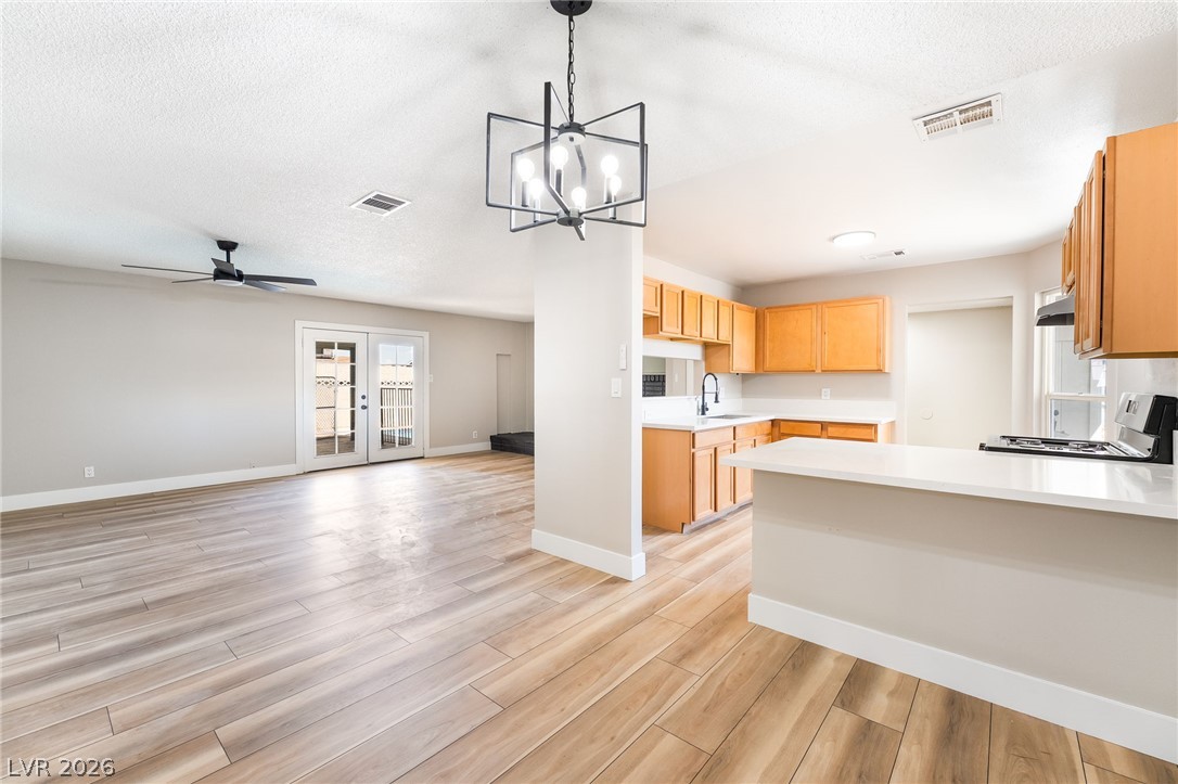 6504 Dinning Avenue Las Vegas NV 89107
